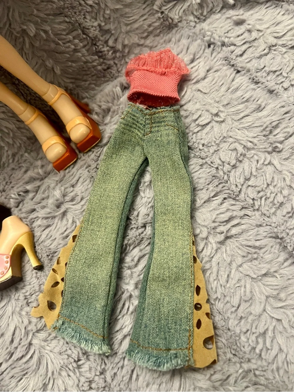 2001 Strut it Chloe Doll Complete Set